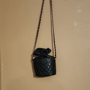 Black Quilted Chain Shoulder Bag